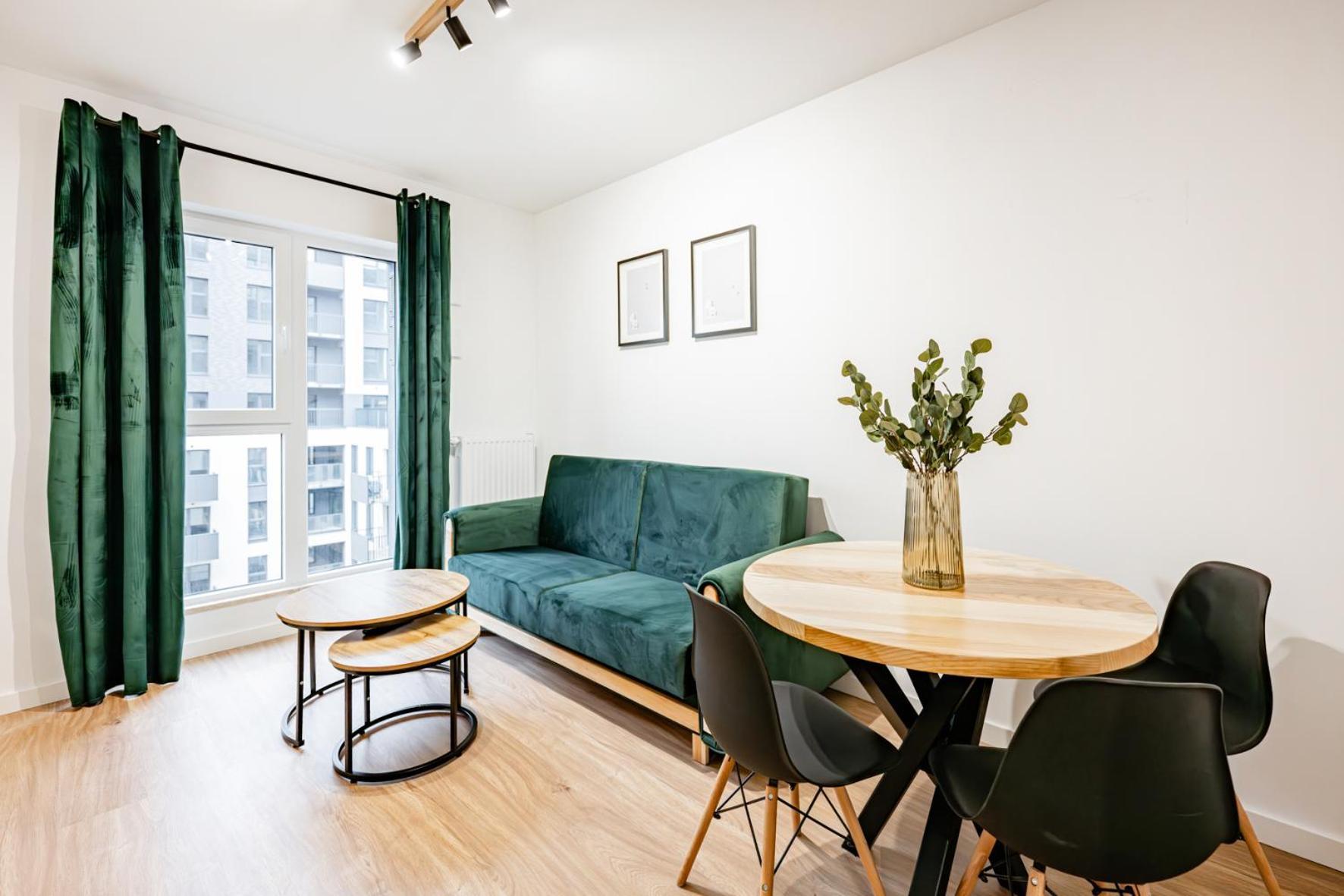 Legnicka Apartment *